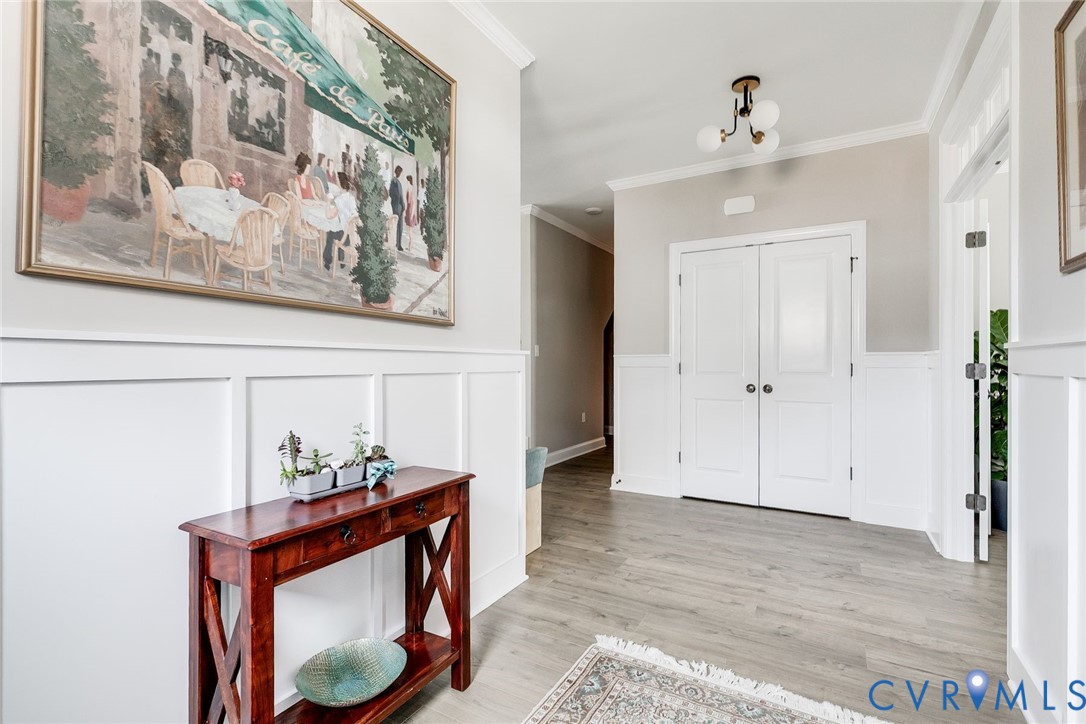 7120 Montage Row
