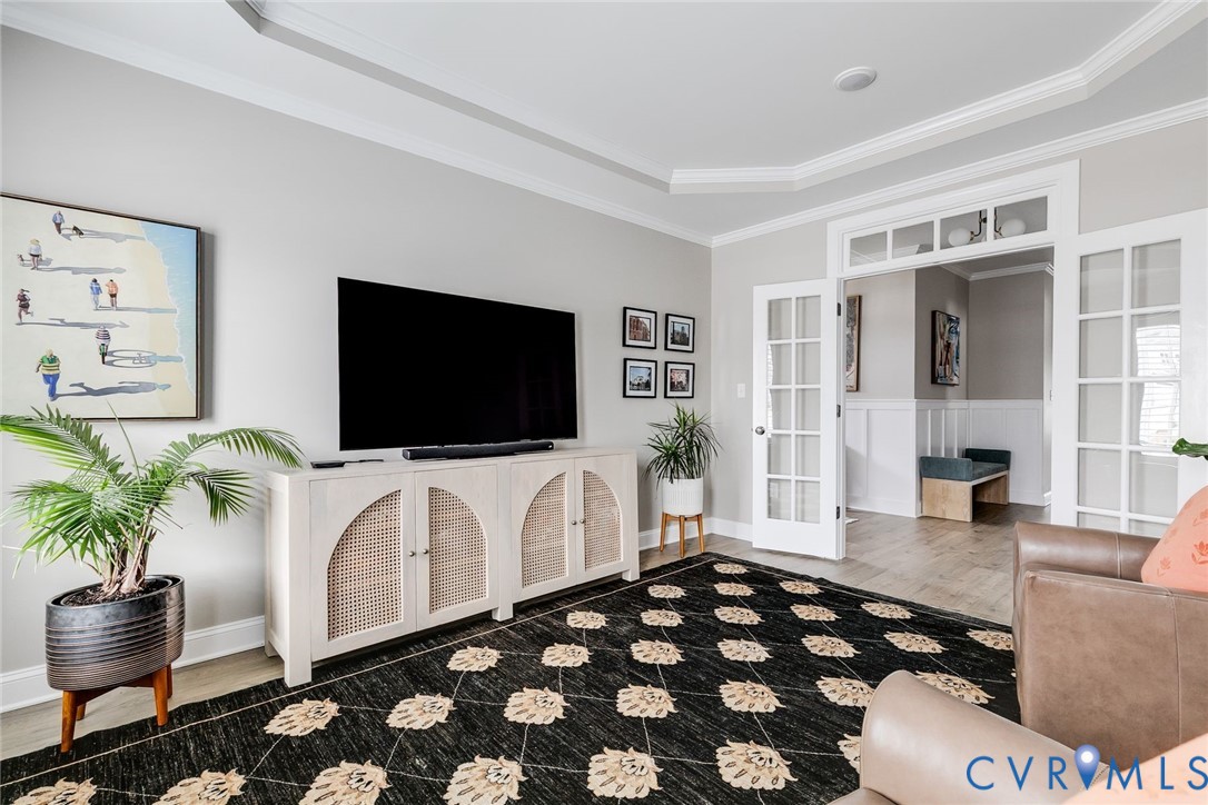 7120 Montage Row