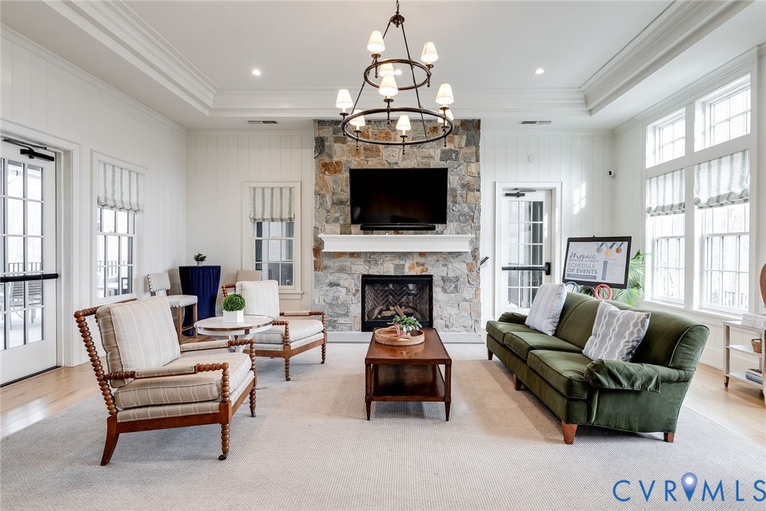 7120 Montage Row