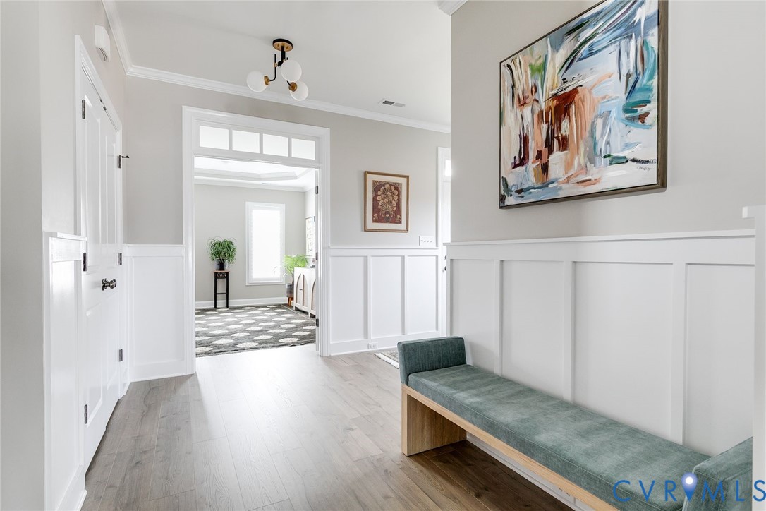 7120 Montage Row