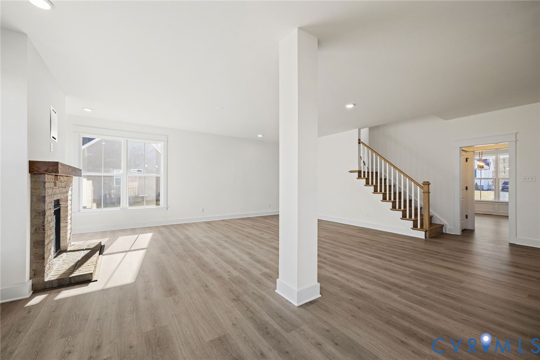 1122 Oriole Landing Ln