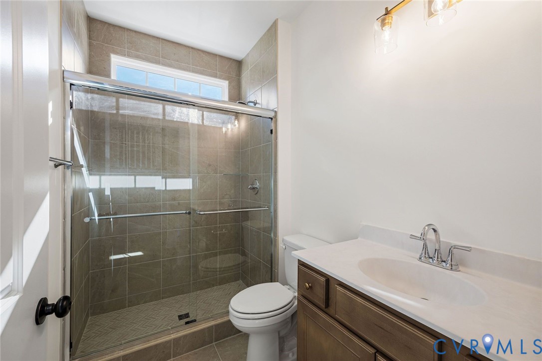 1122 Oriole Landing Ln
