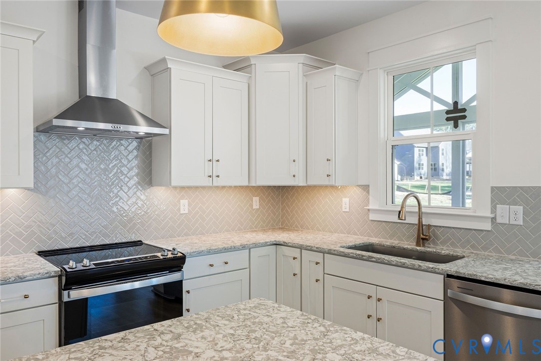 1122 Oriole Landing Ln