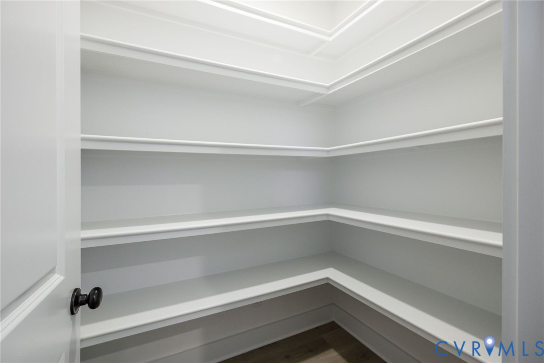 1122 Oriole Landing Ln