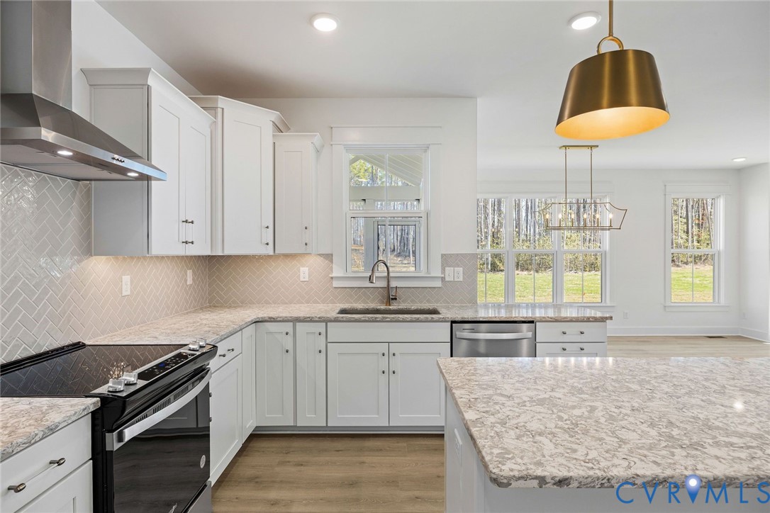 1122 Oriole Landing Ln