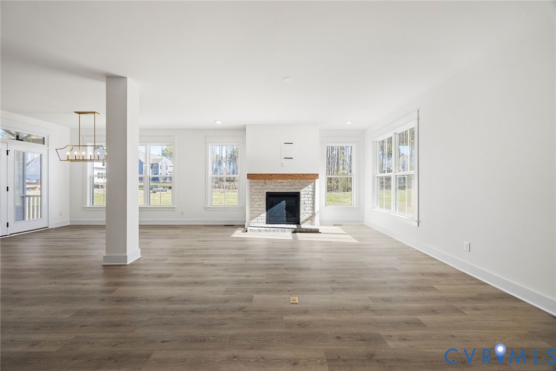 1122 Oriole Landing Ln