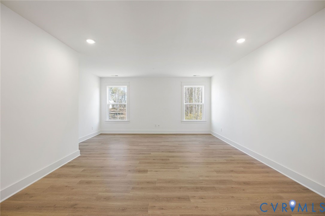 1122 Oriole Landing Ln