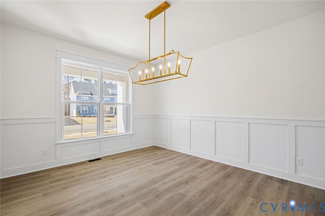 1122 Oriole Landing Ln