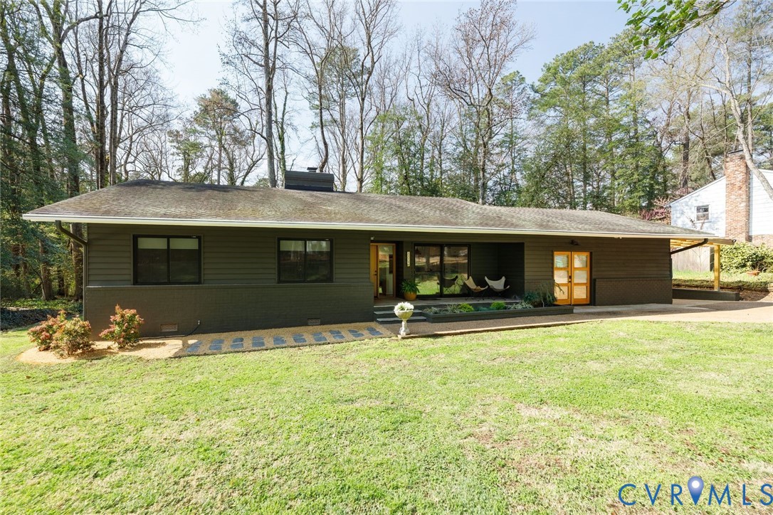 2318 Stratford Ct