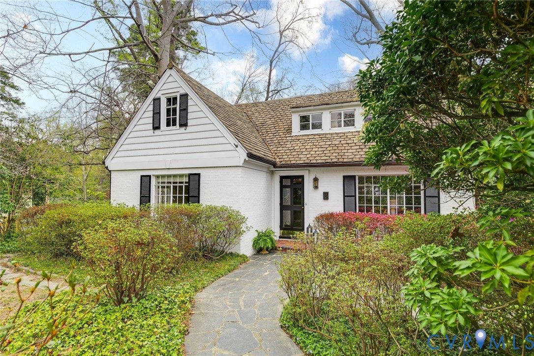 402 Beechwood Dr