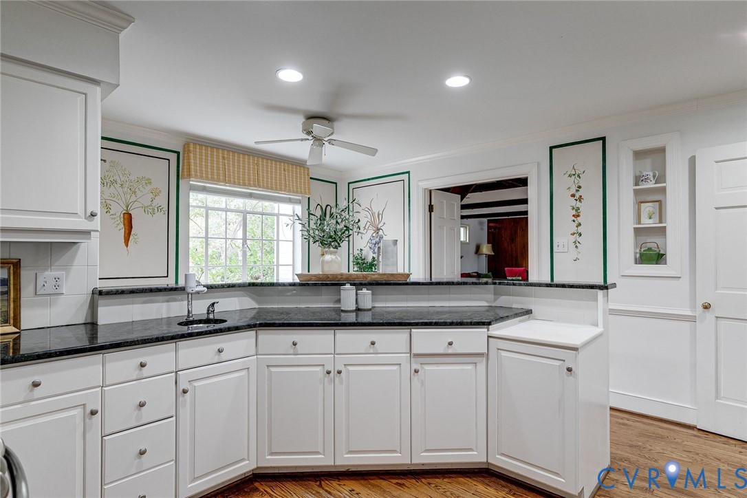402 Beechwood Dr