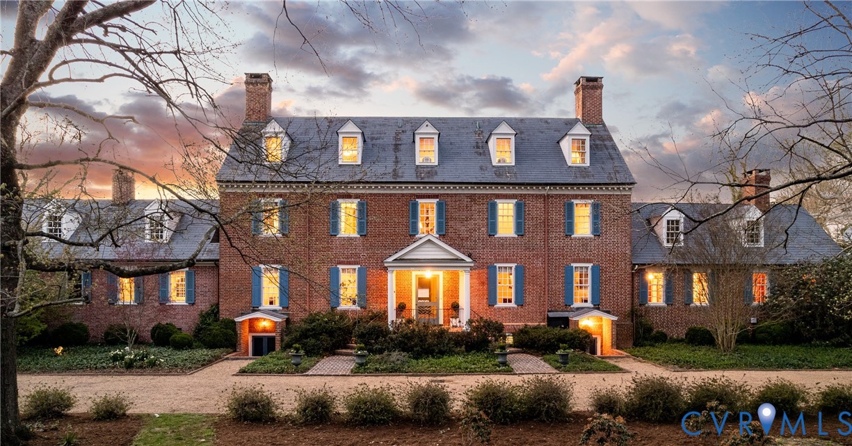 505 Manor House Ln