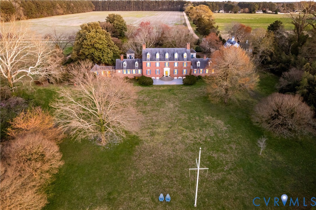 505 Manor House Ln