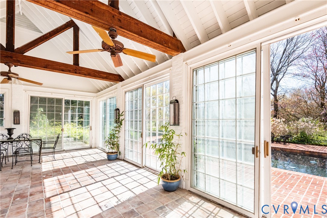505 Manor House Ln