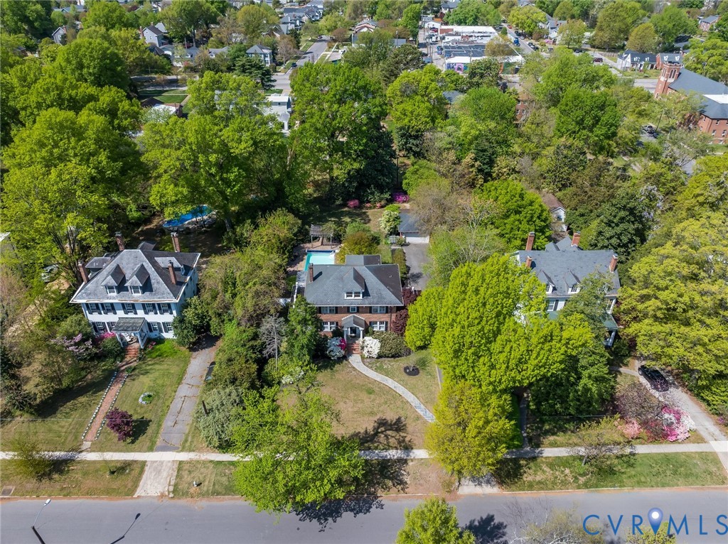 3916 Seminary Ave