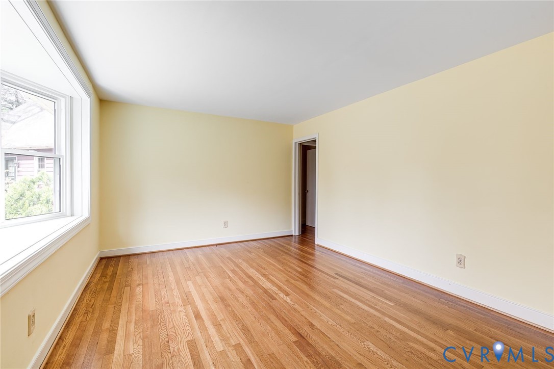1908 Hillcrest Cir