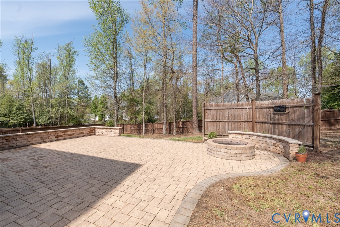 8364 Buckard Dr