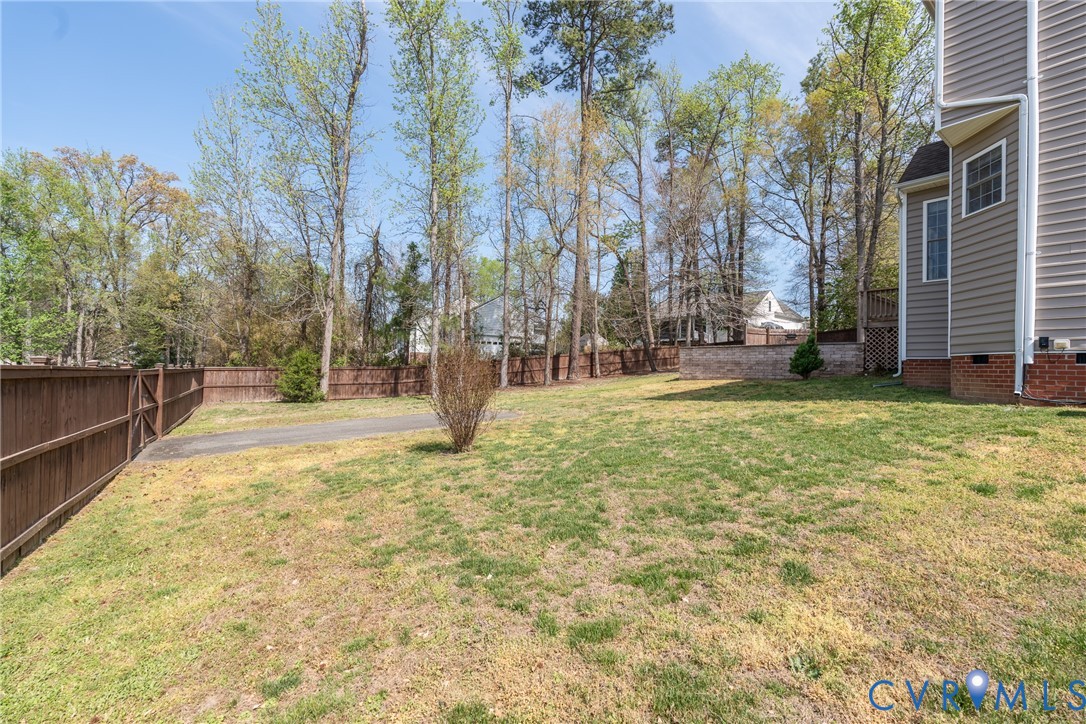 8364 Buckard Dr