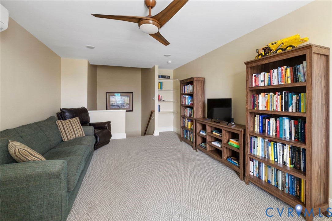 16401 Shefford Dr