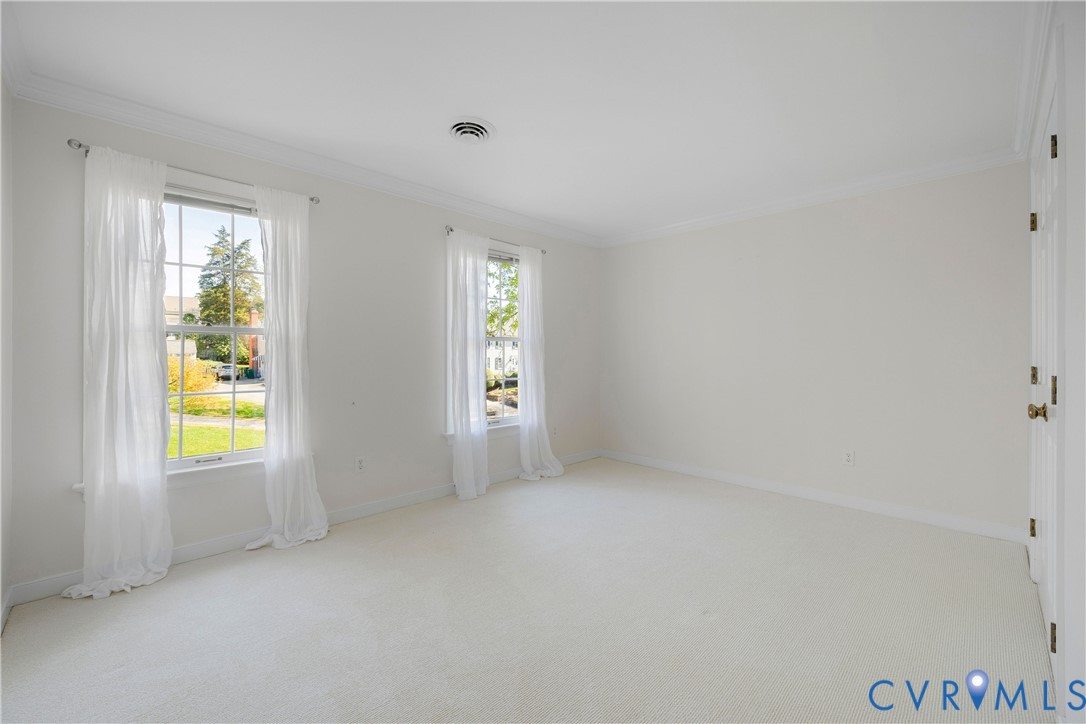 8405 Ballantrae Ct