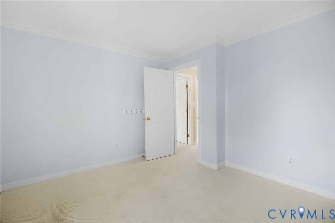 8405 Ballantrae Ct