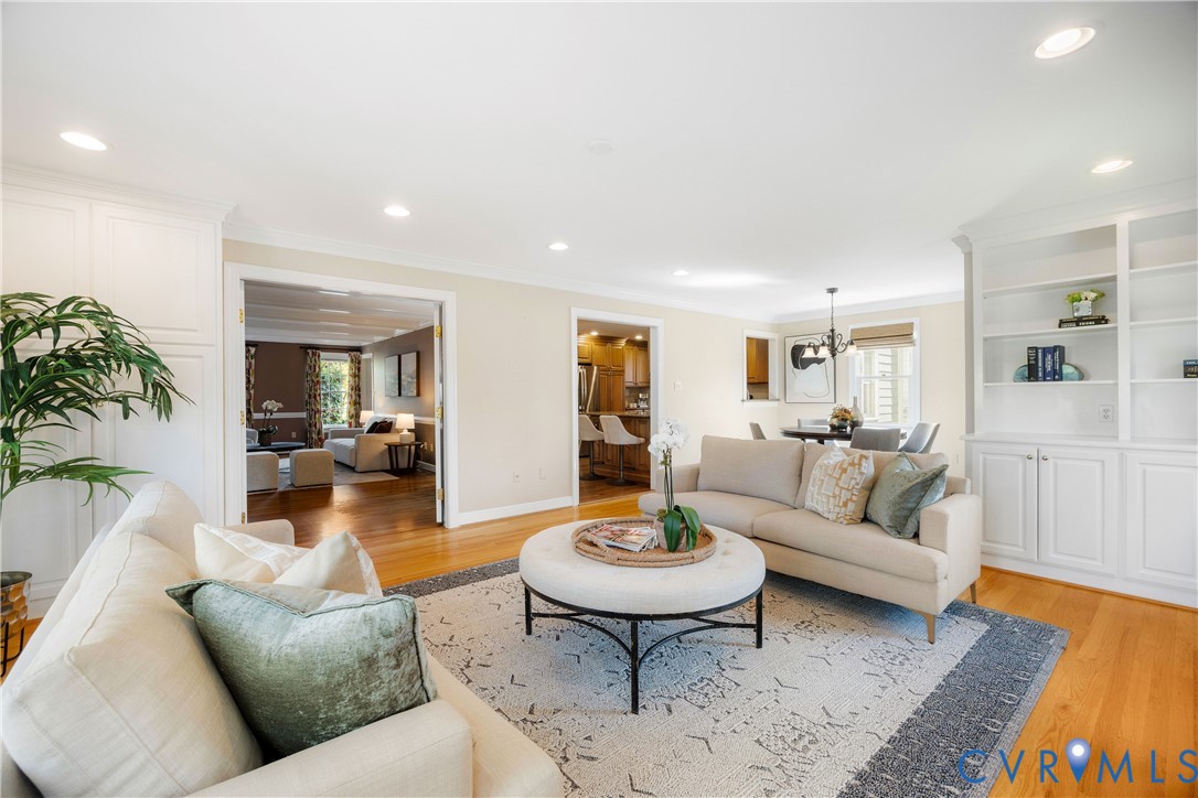 8405 Ballantrae Ct