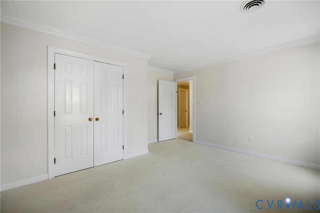 8405 Ballantrae Ct