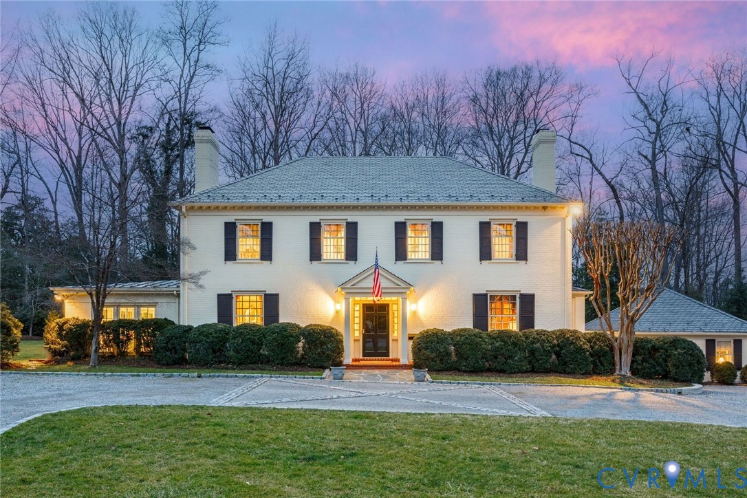 306 Lock Ln