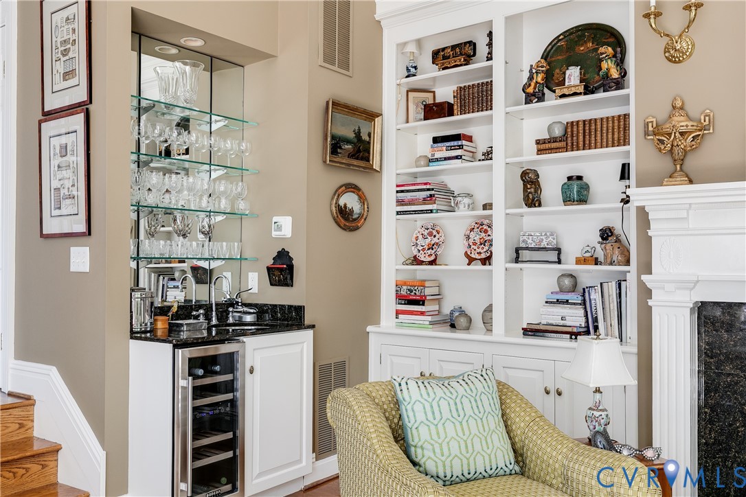 205 Ampthill Rd
