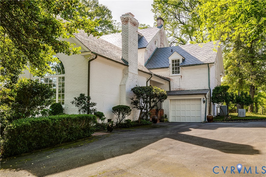 205 Ampthill Rd