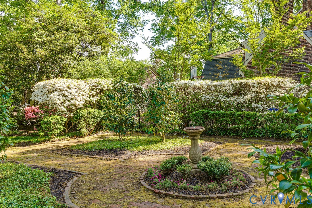 205 Ampthill Rd