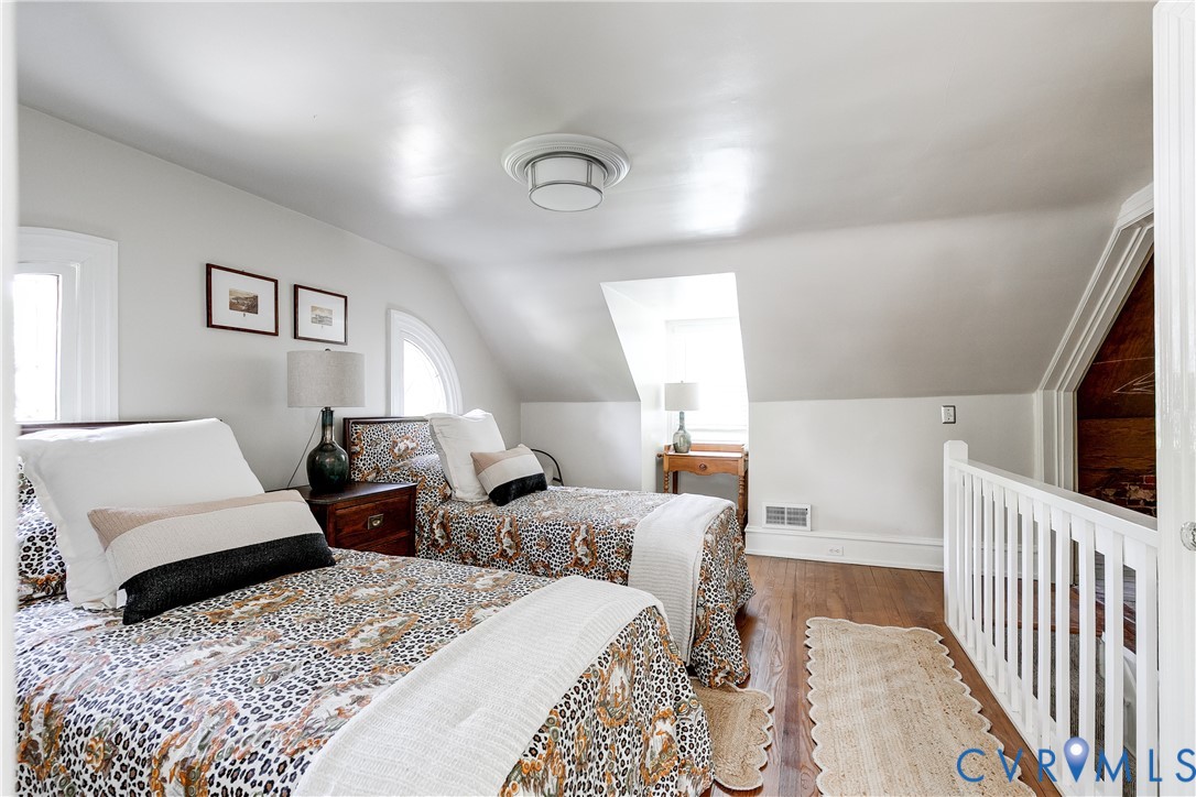 205 Ampthill Rd