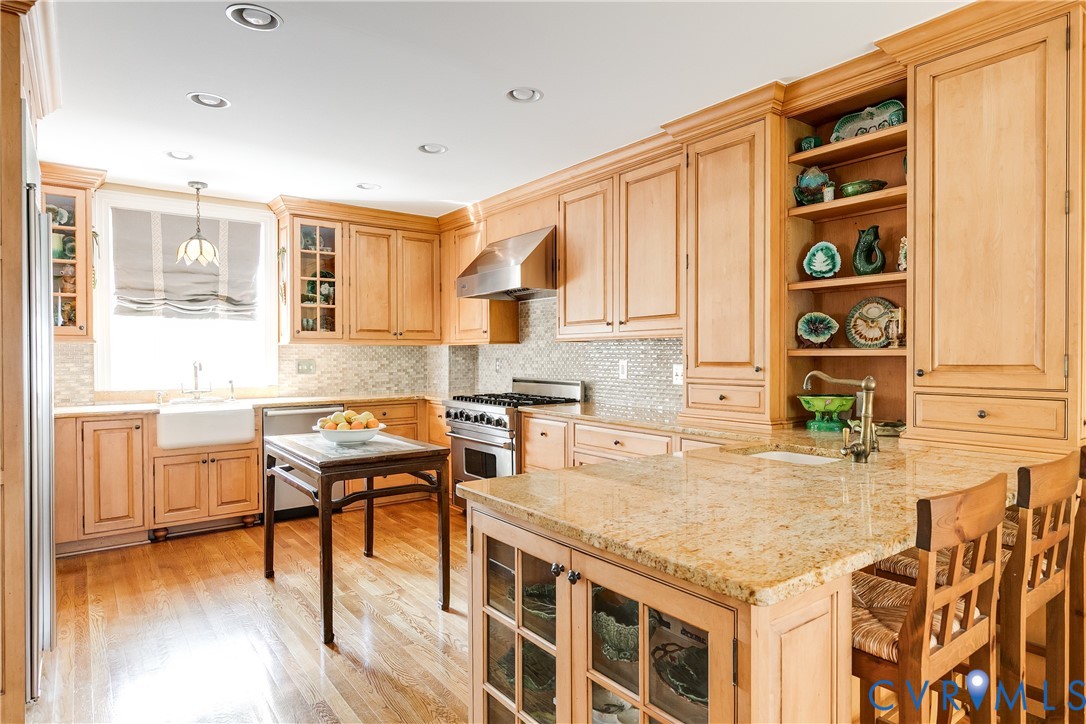205 Ampthill Rd