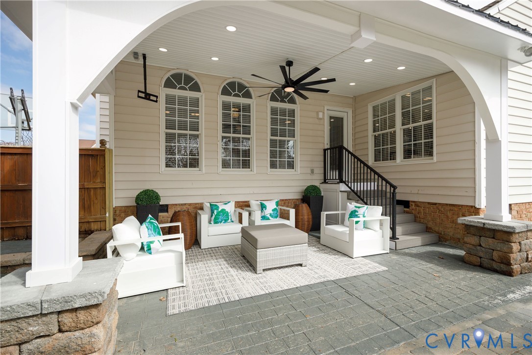 11733 Lincolnshire Ct