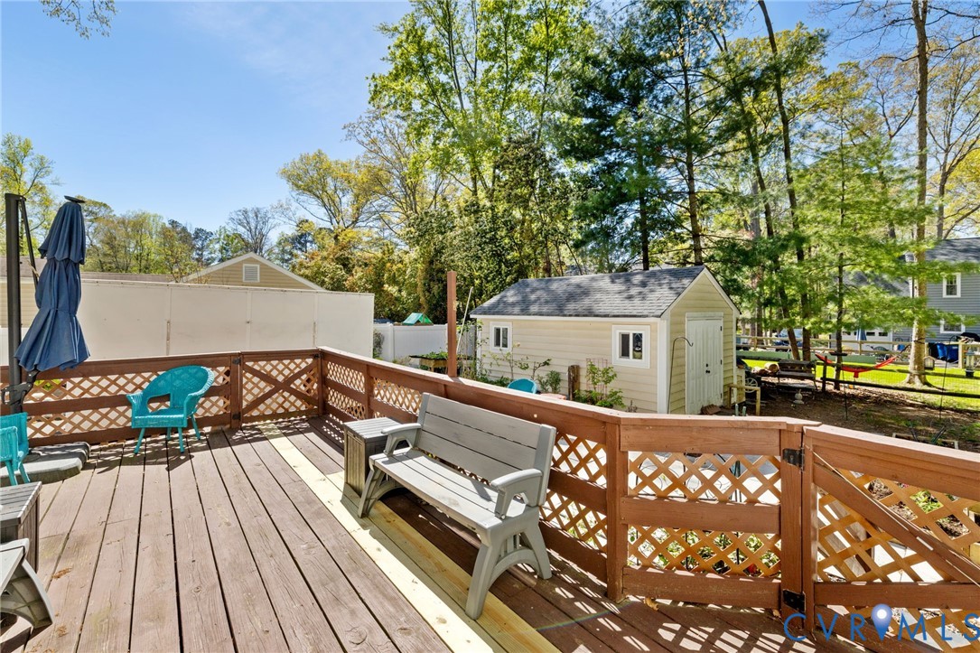 706 Gordon School Ct
