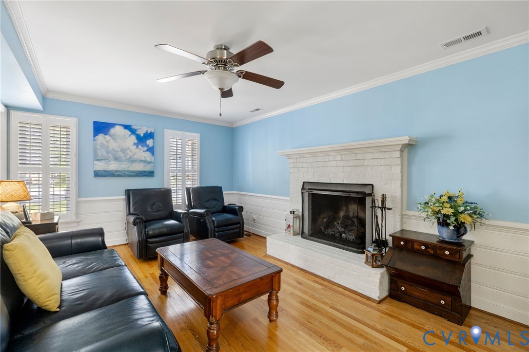 706 Gordon School Ct