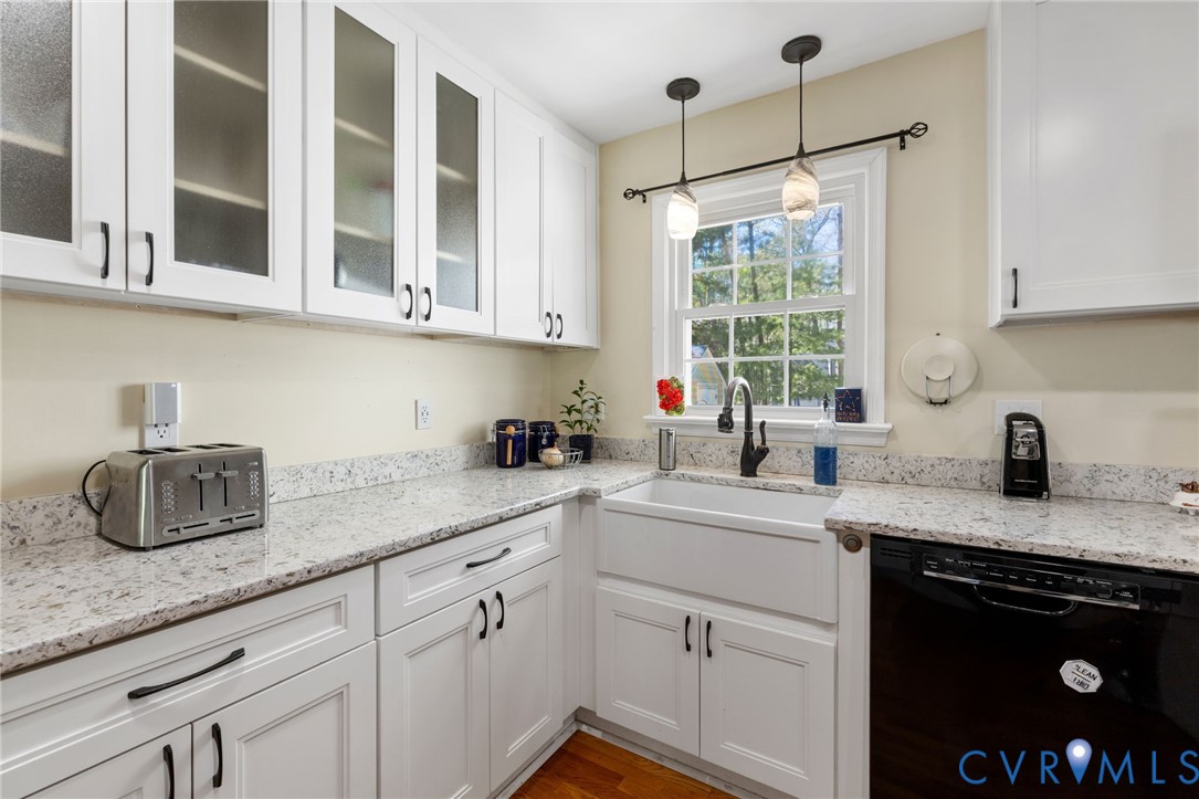 706 Gordon School Ct