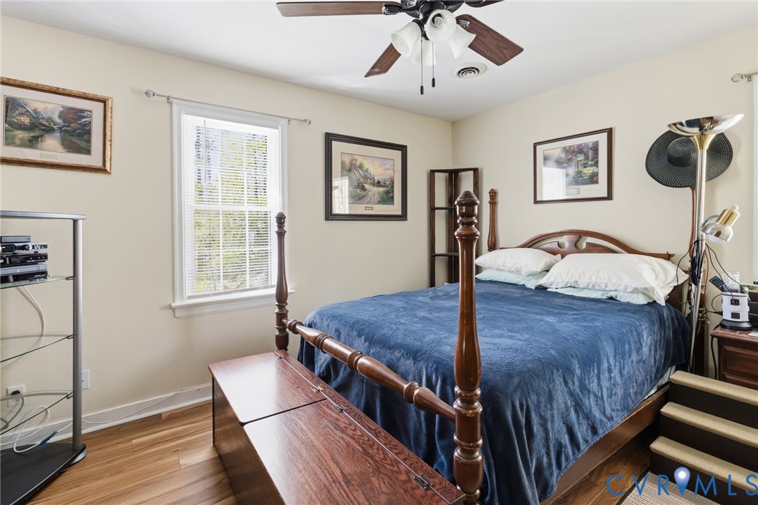 706 Gordon School Ct