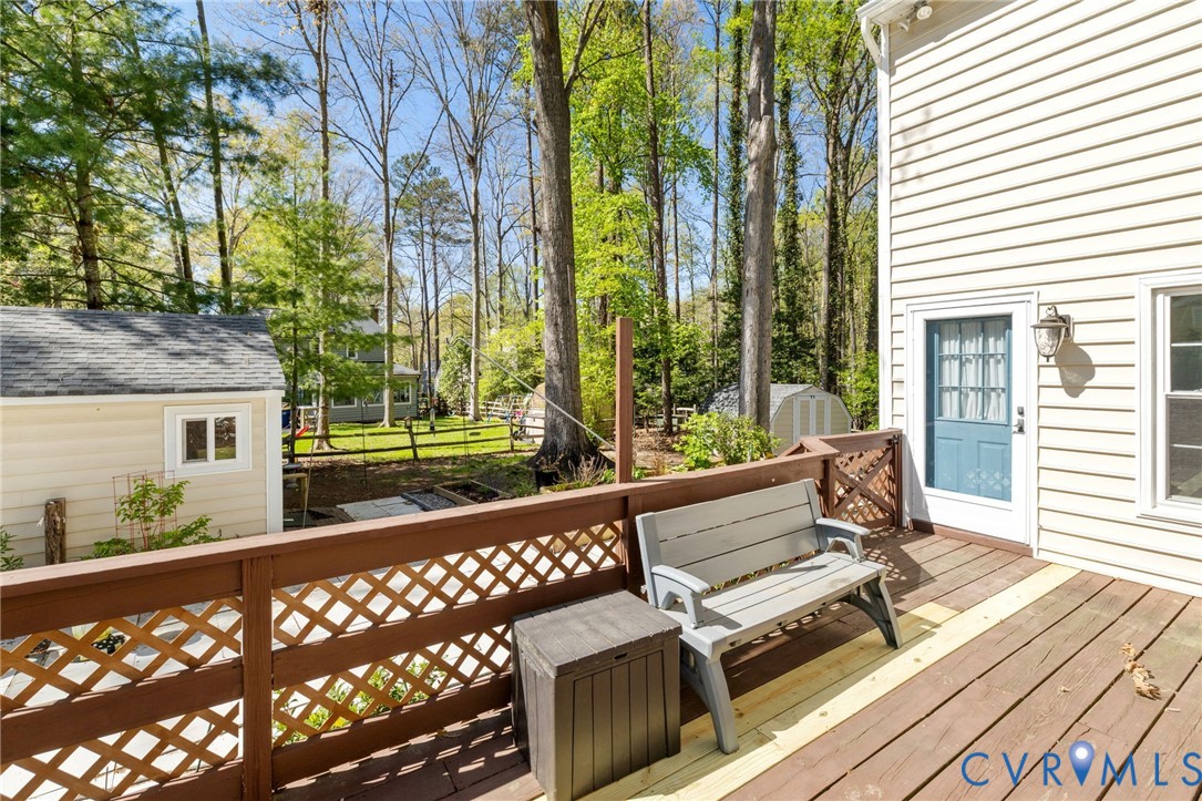 706 Gordon School Ct