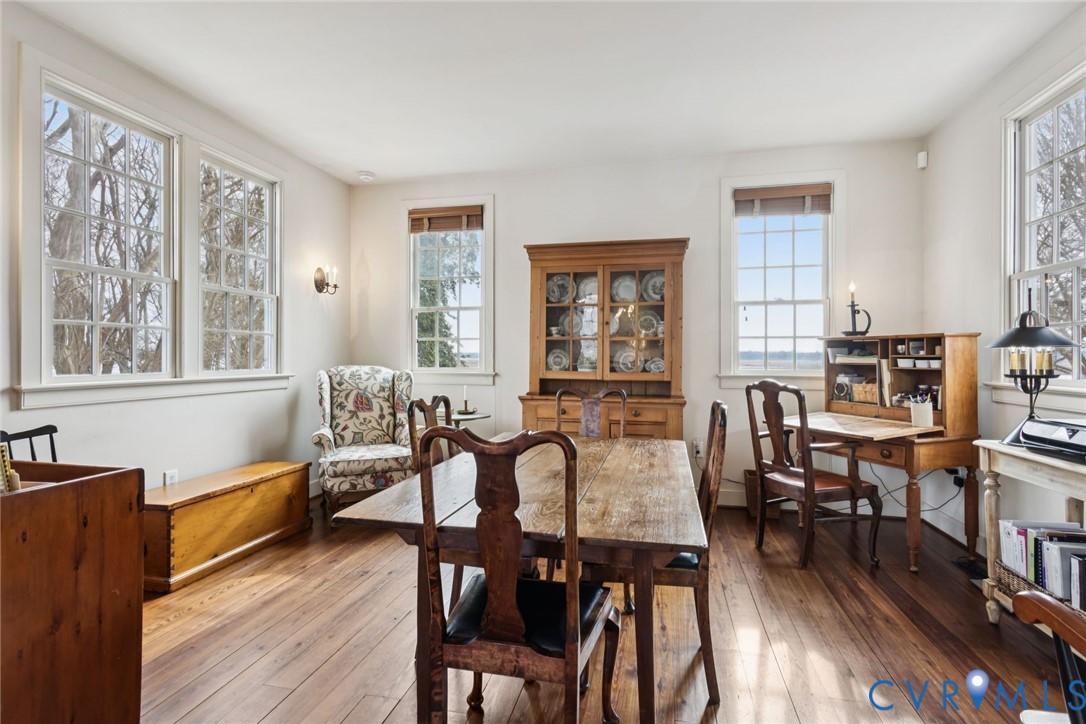 1685 Sweet Hall Rd