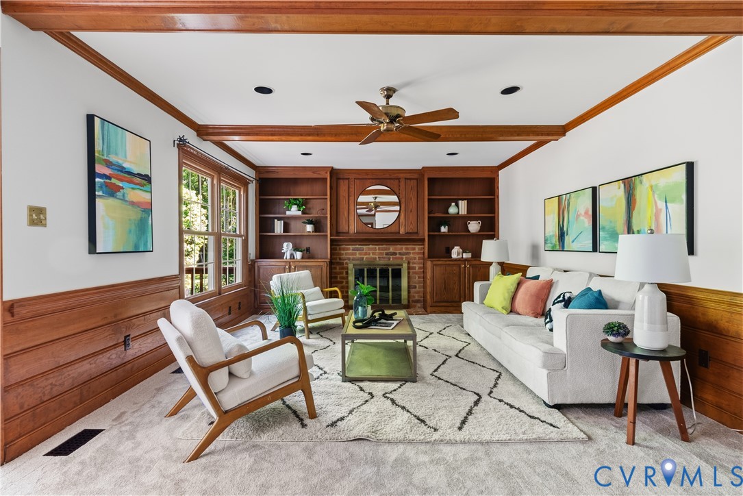 2702 Cottage Cove Dr
