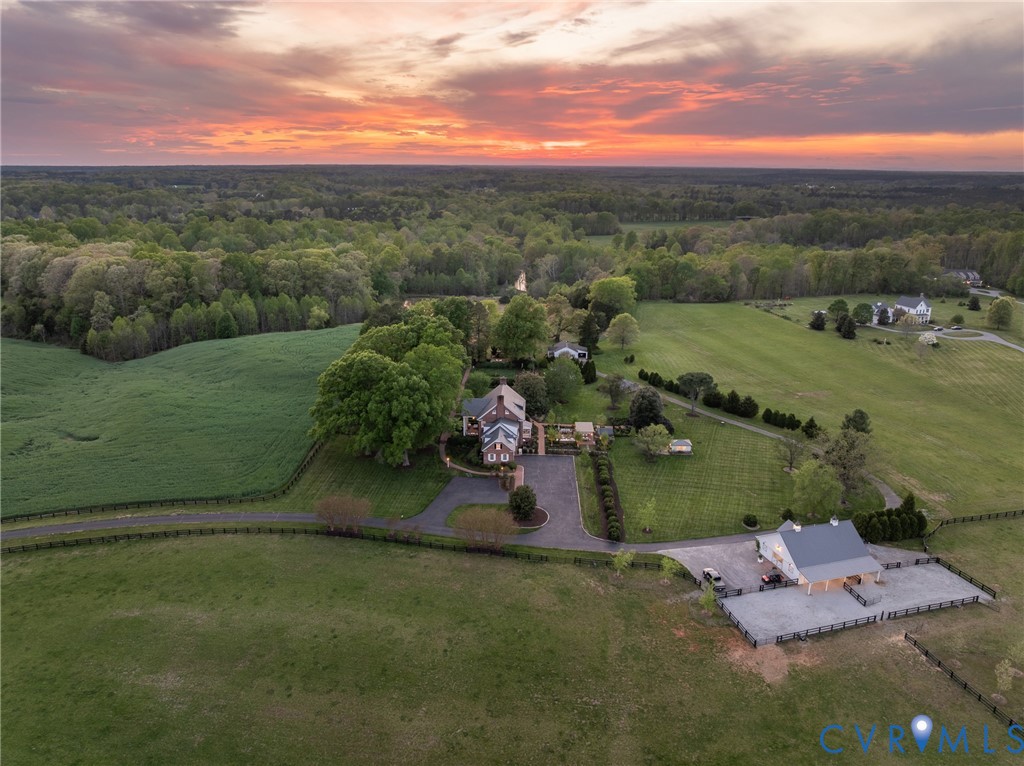 12428 Walnut Hill Dr