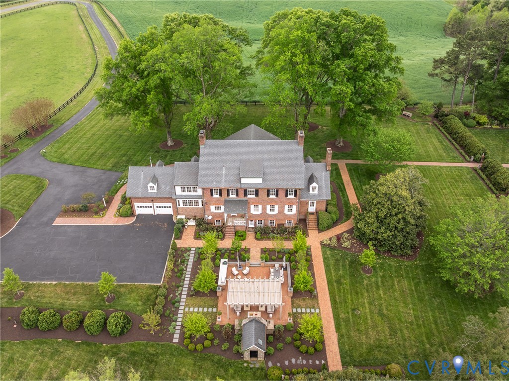 12428 Walnut Hill Dr