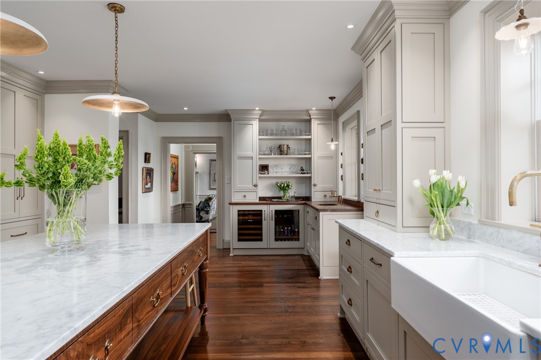 12428 Walnut Hill Dr