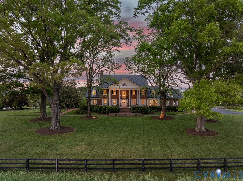 12428 Walnut Hill Dr