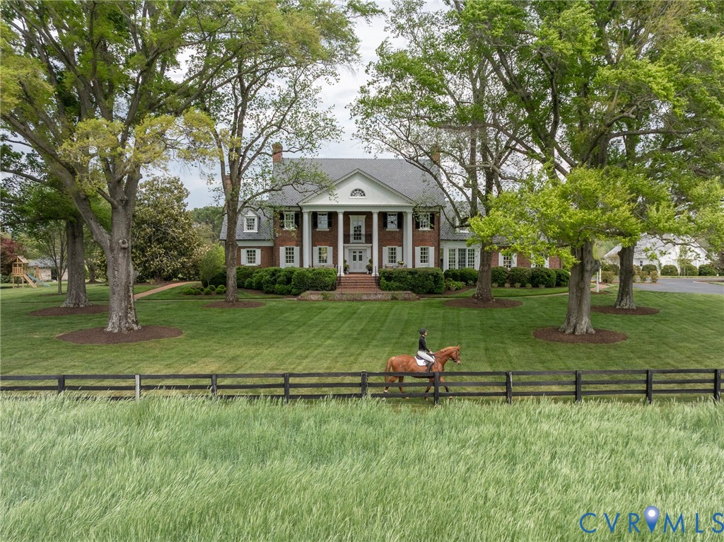 12428 Walnut Hill Dr