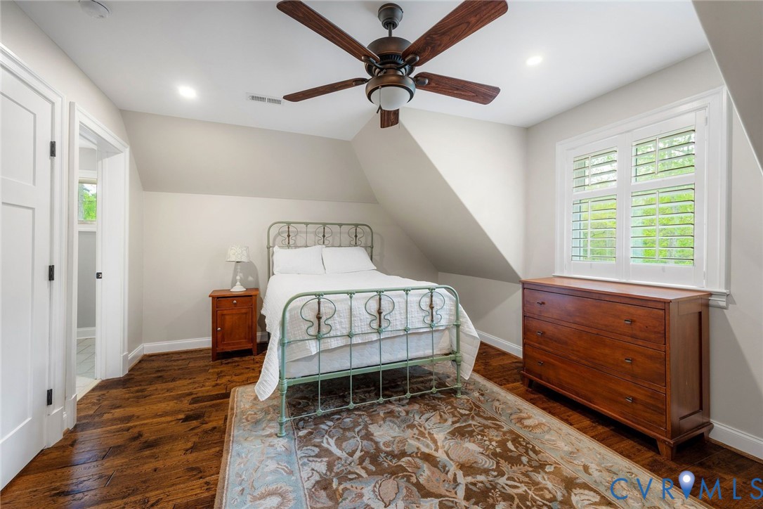 328 S Gaskins Rd
