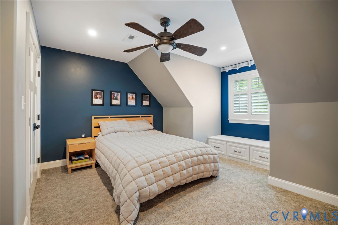 328 S Gaskins Rd