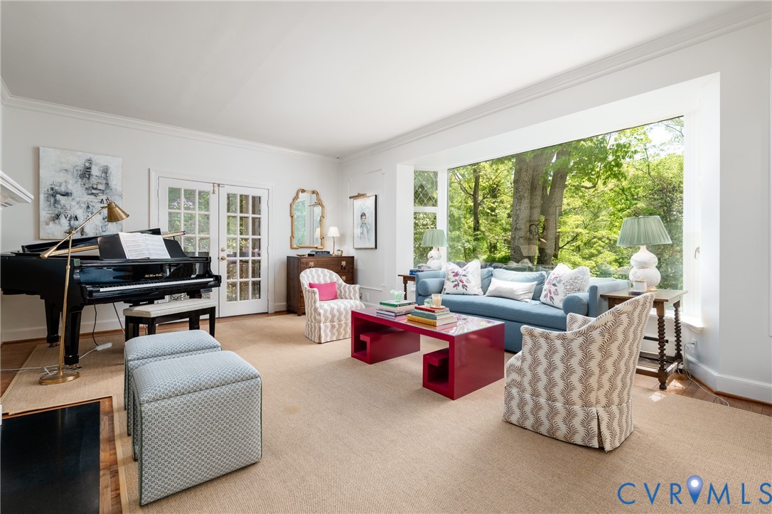 5 Lancaster Ln