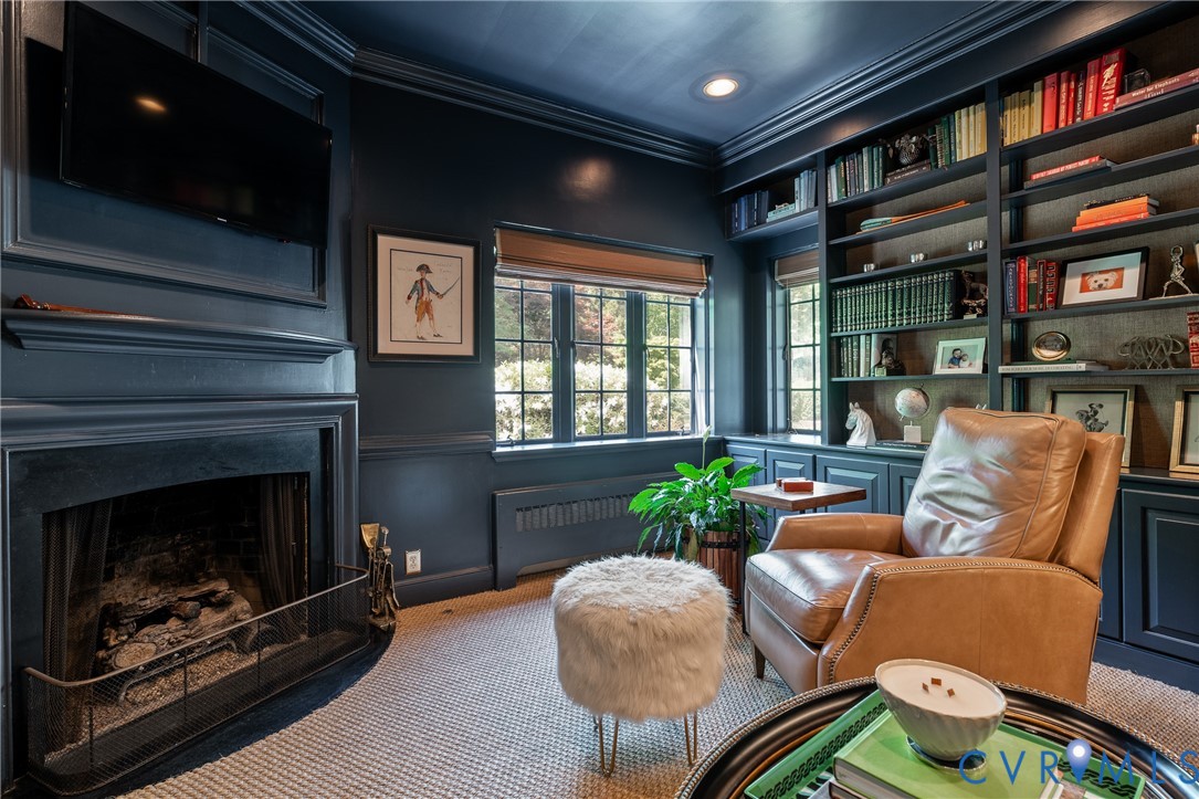 5 Lancaster Ln
